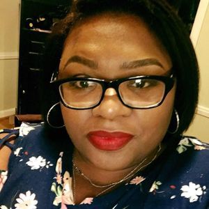 Meet your Posher, Dominique